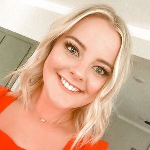 Meet your Posher, Molly